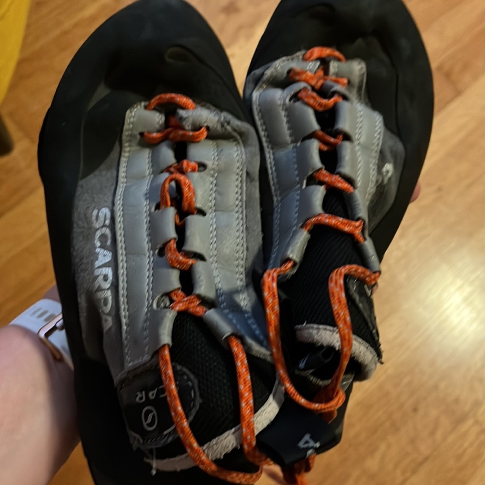 Scarpa rock climbing shoes for women